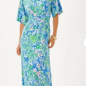 chinese dress ladies Lilly Pulitzer Womens Parigi Elbow Sleeve Maxi True Navy X Gold Metallic  Rope Stripe Crinkle Knit XS One Size at Amazon Women's Clothing store